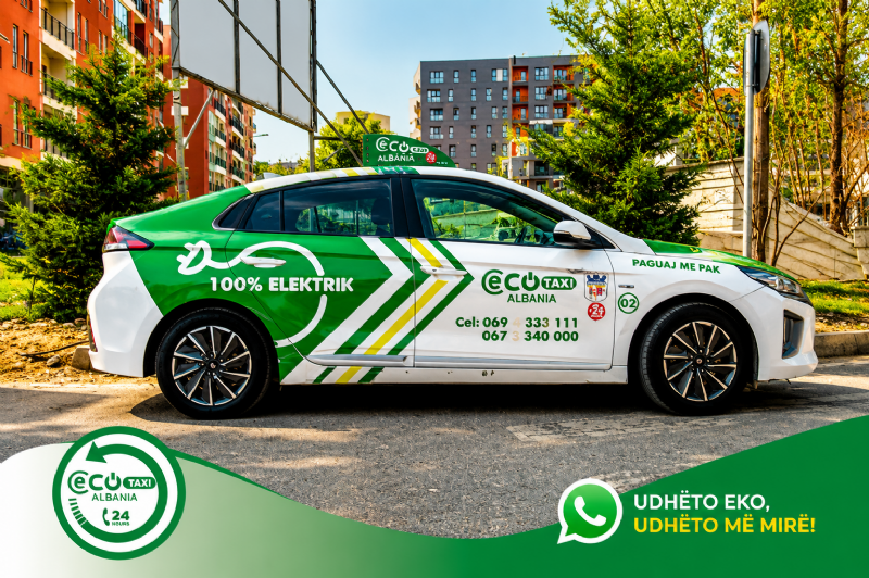 Kërkoni Taxi në Laprakë? ECO TAXI ALBANIA Ju Shërben pranë KMY, Spitalit Amerikan 1, Gintashit dhe Spitalit Ushtarak 24/7